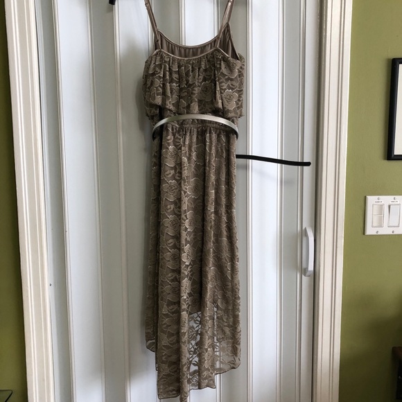 Nude floral lace High Low Dress - Picture 5 of 7